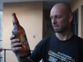 So guckt jemand, der nach über zwei-wöchiger Zwangs--Abstinenz endlich wieder ein Bier trinken darf!